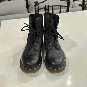Dr Martens 1460 Pascal UK 5, US 7 women’s